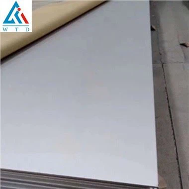 1. luokan titaanilevy