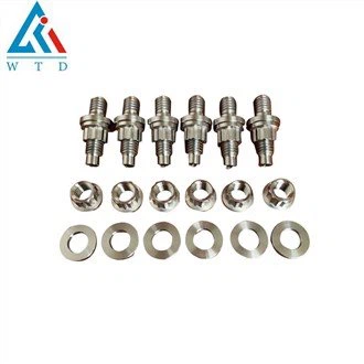 Titaaninen pakosarjan tappi